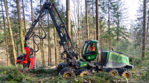 wiss-ag-dietwil-maschinenpark-vollernter-john-deere-1270E_L7A8361